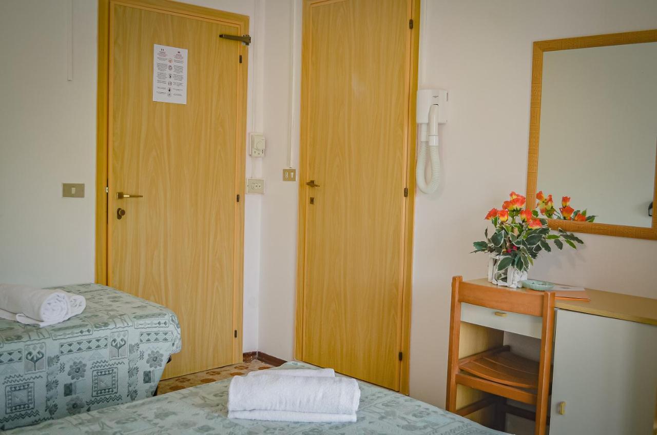 Hotel Stradiot Rimini Ngoại thất bức ảnh