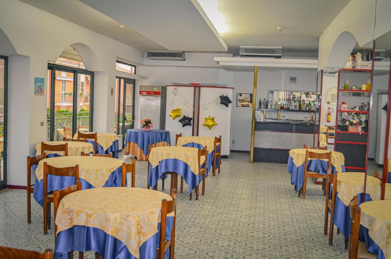 Hotel Stradiot Rimini Ngoại thất bức ảnh