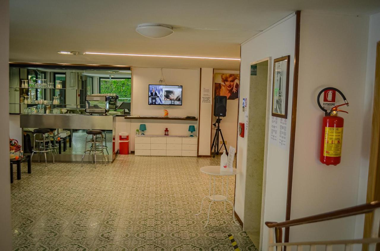 Hotel Stradiot Rimini Ngoại thất bức ảnh