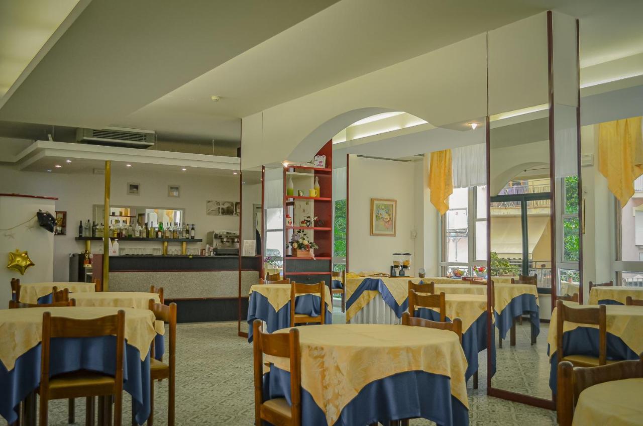 Hotel Stradiot Rimini Ngoại thất bức ảnh